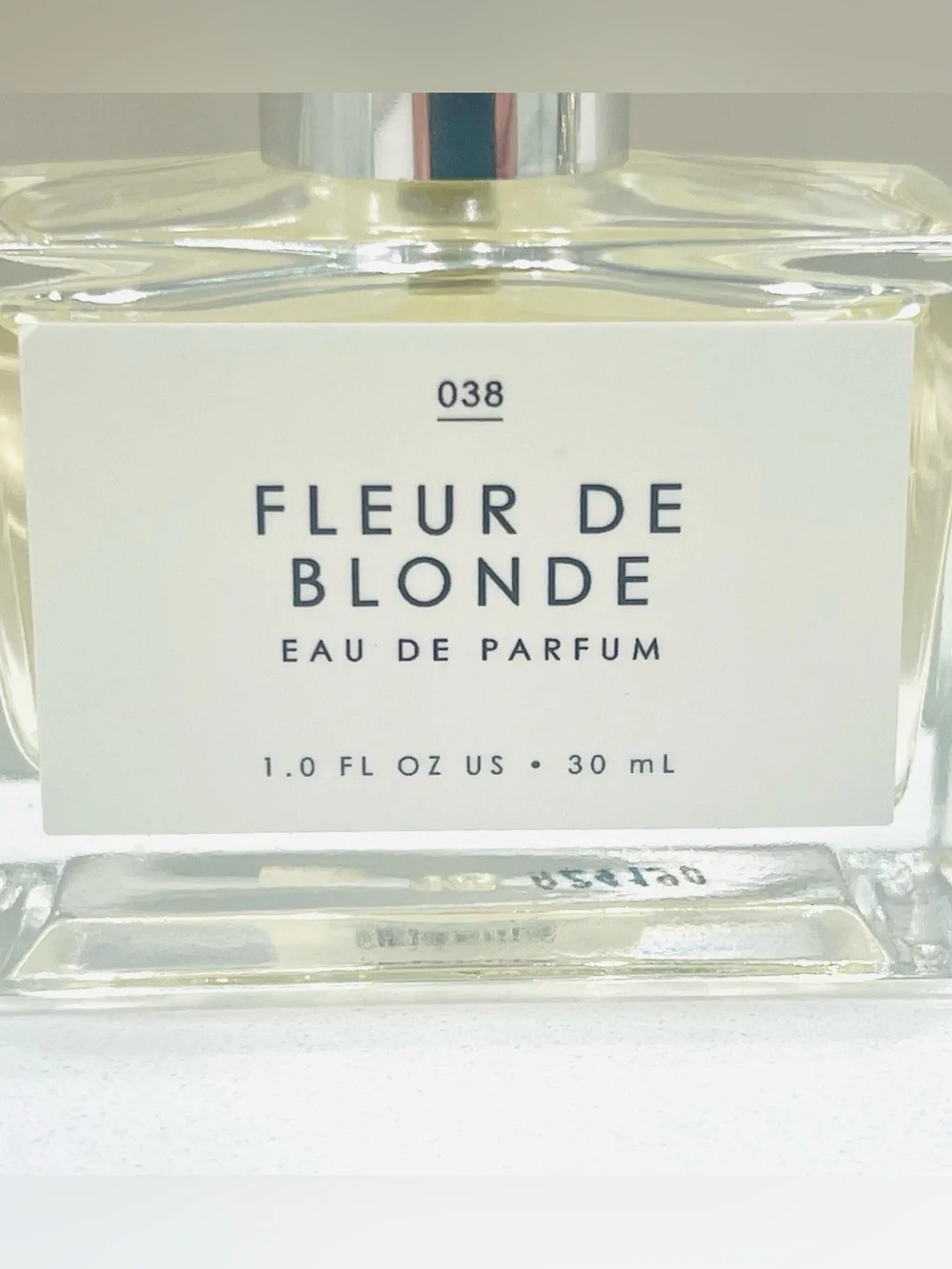 NEW! Fleur De Blonde by Le Monde Gourmand NIB